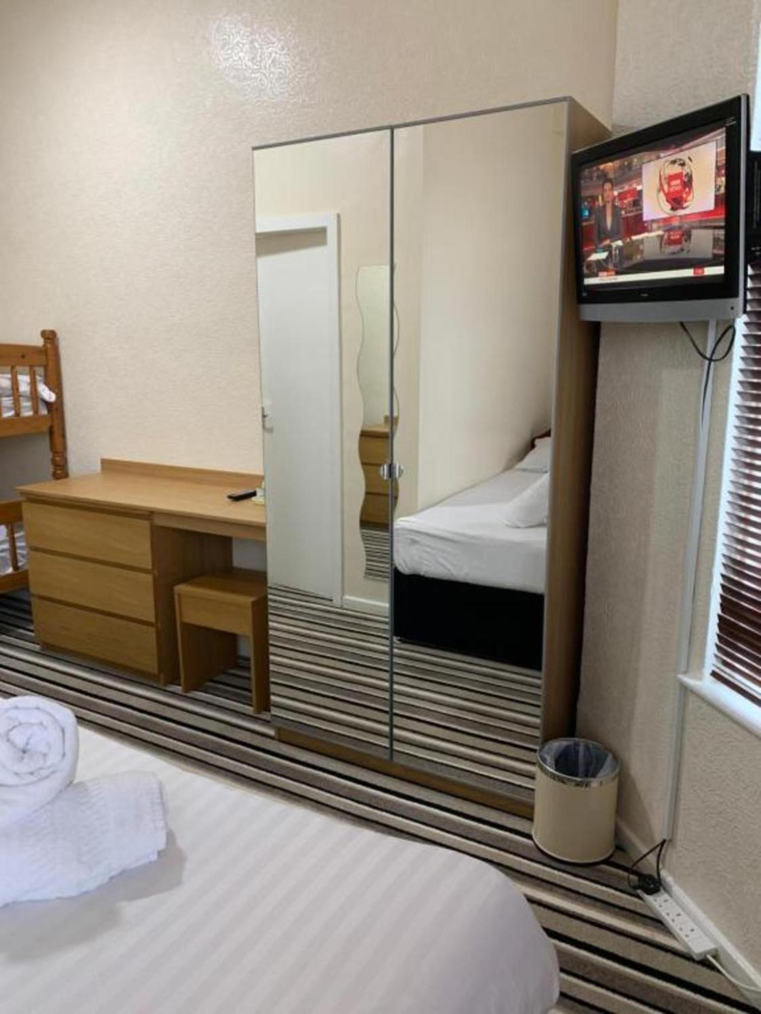 Oyo Wave Crest Hotel Blackpool Luaran gambar