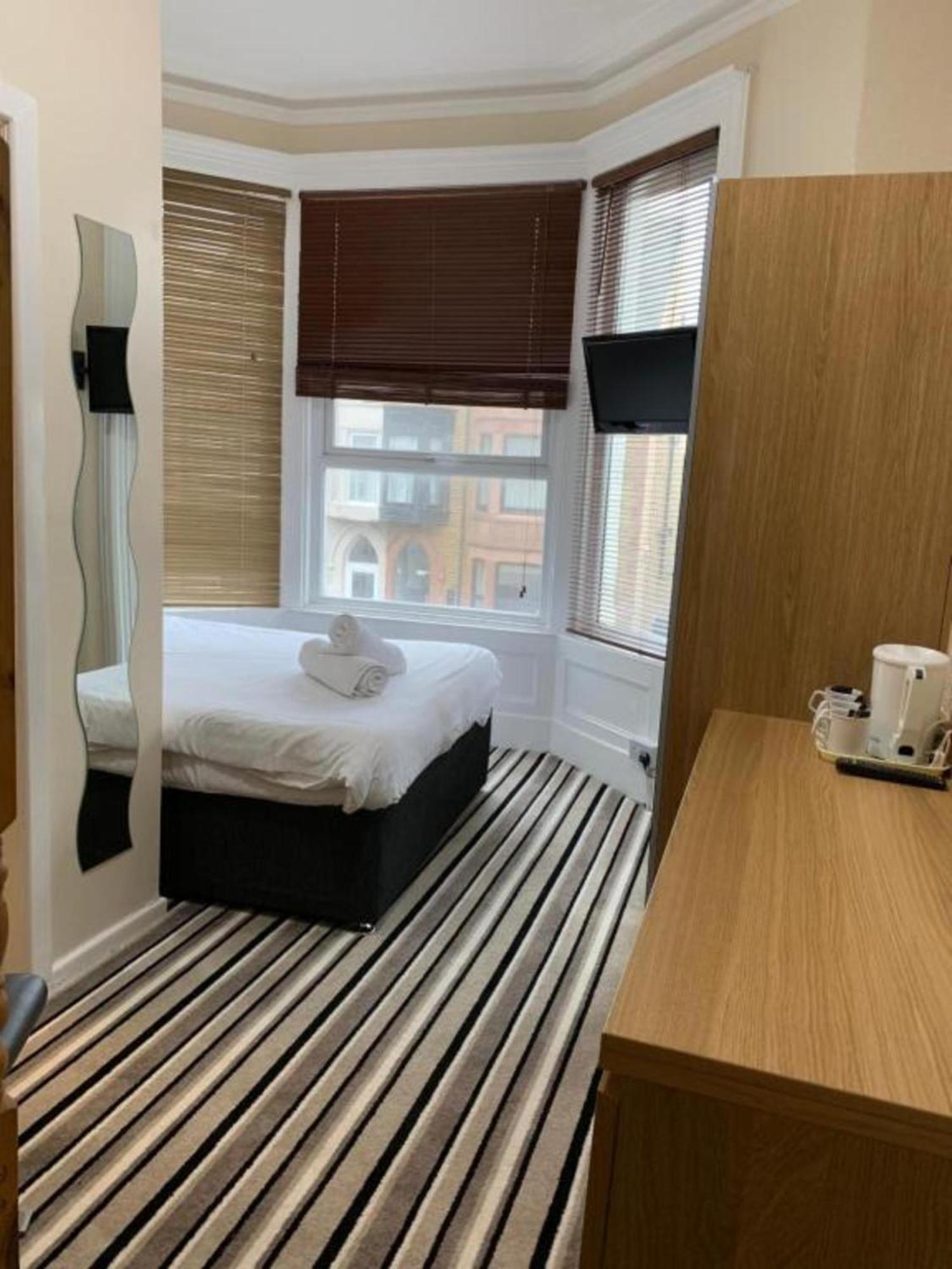 Oyo Wave Crest Hotel Blackpool Luaran gambar