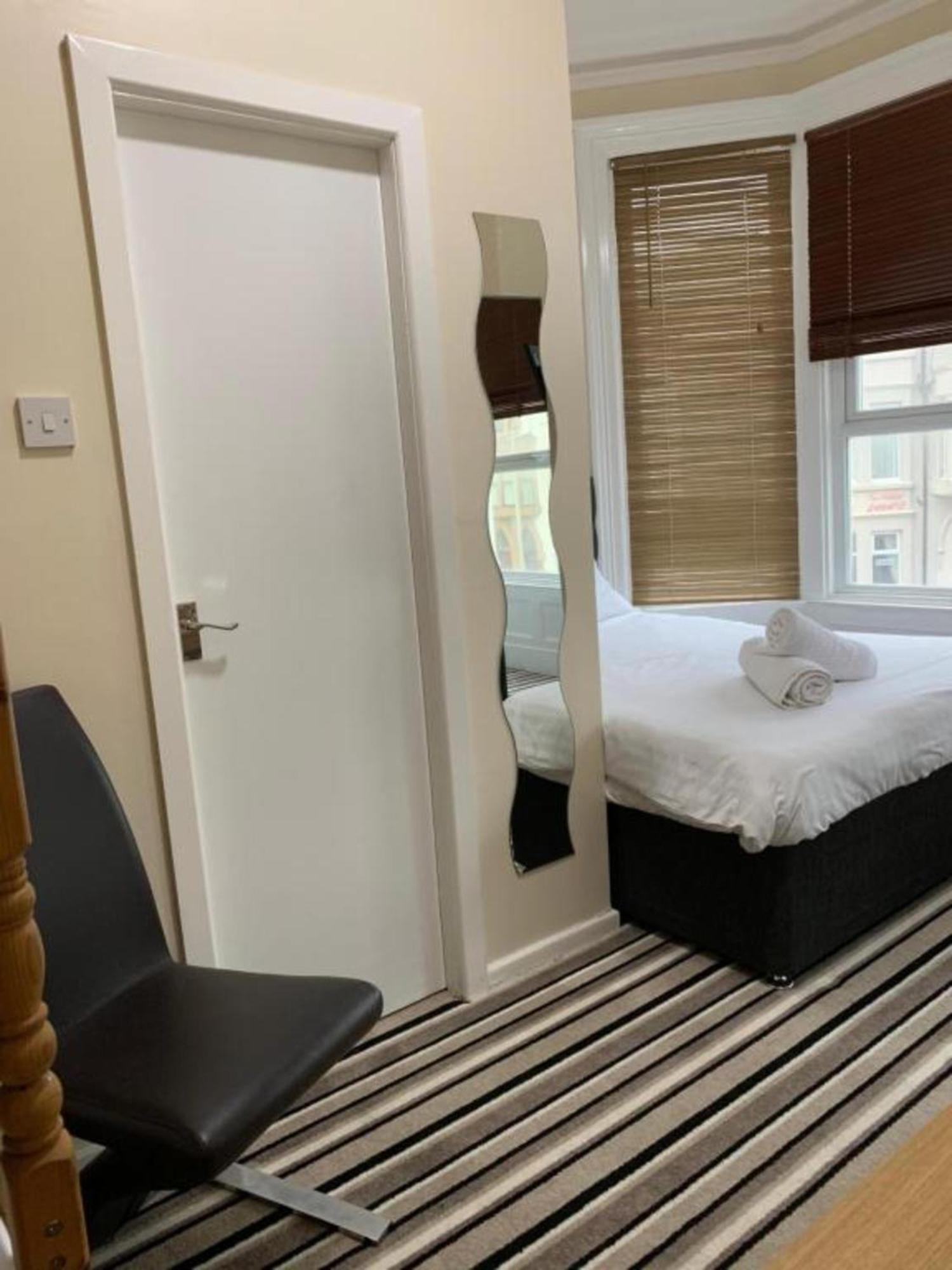 Oyo Wave Crest Hotel Blackpool Luaran gambar